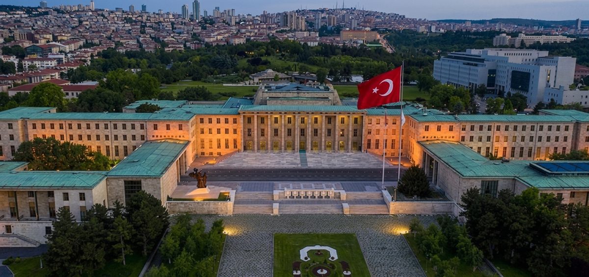 TBMM Genel Kurulu, ÖTV Kanunu'nda çekiş sistemine göre oran farklılaştırmasına imkan tanıyan kanun teklifinin görüşüldüğü Meclis binası